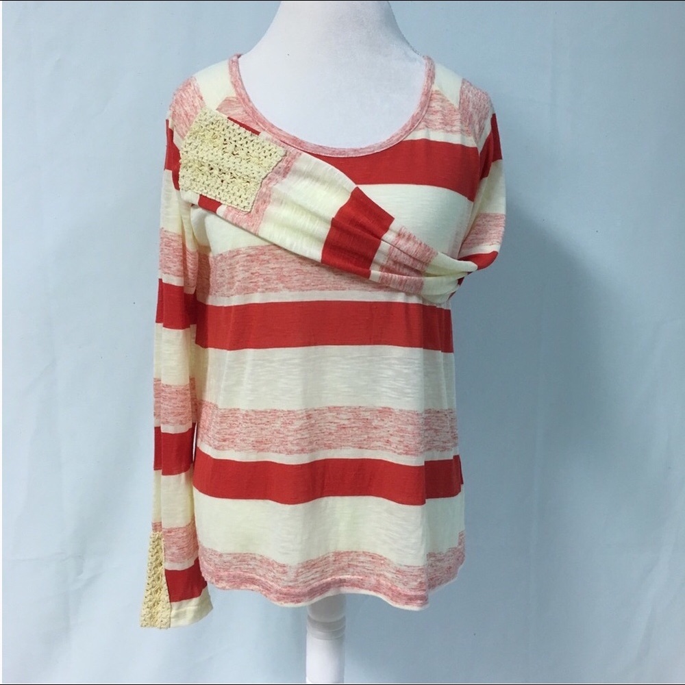 ->3 for $20<- Luv 4 Anouka Long Sleeve Top - Picture 1 of 4